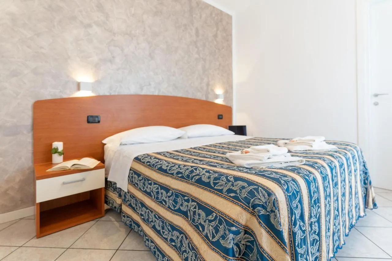 Residence Millennium Rimini 3*,
