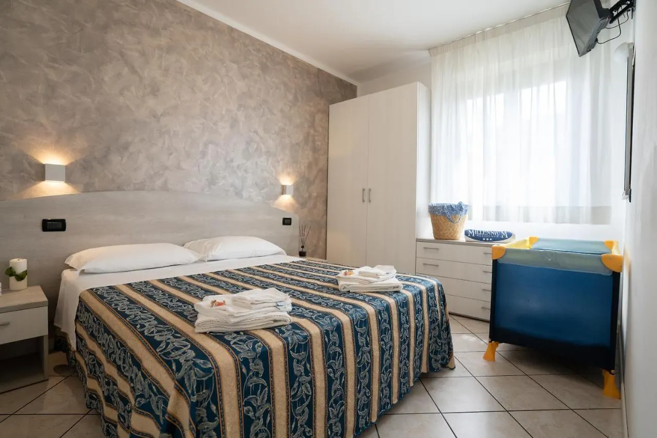 Residence Millennium Rimini 3*,
