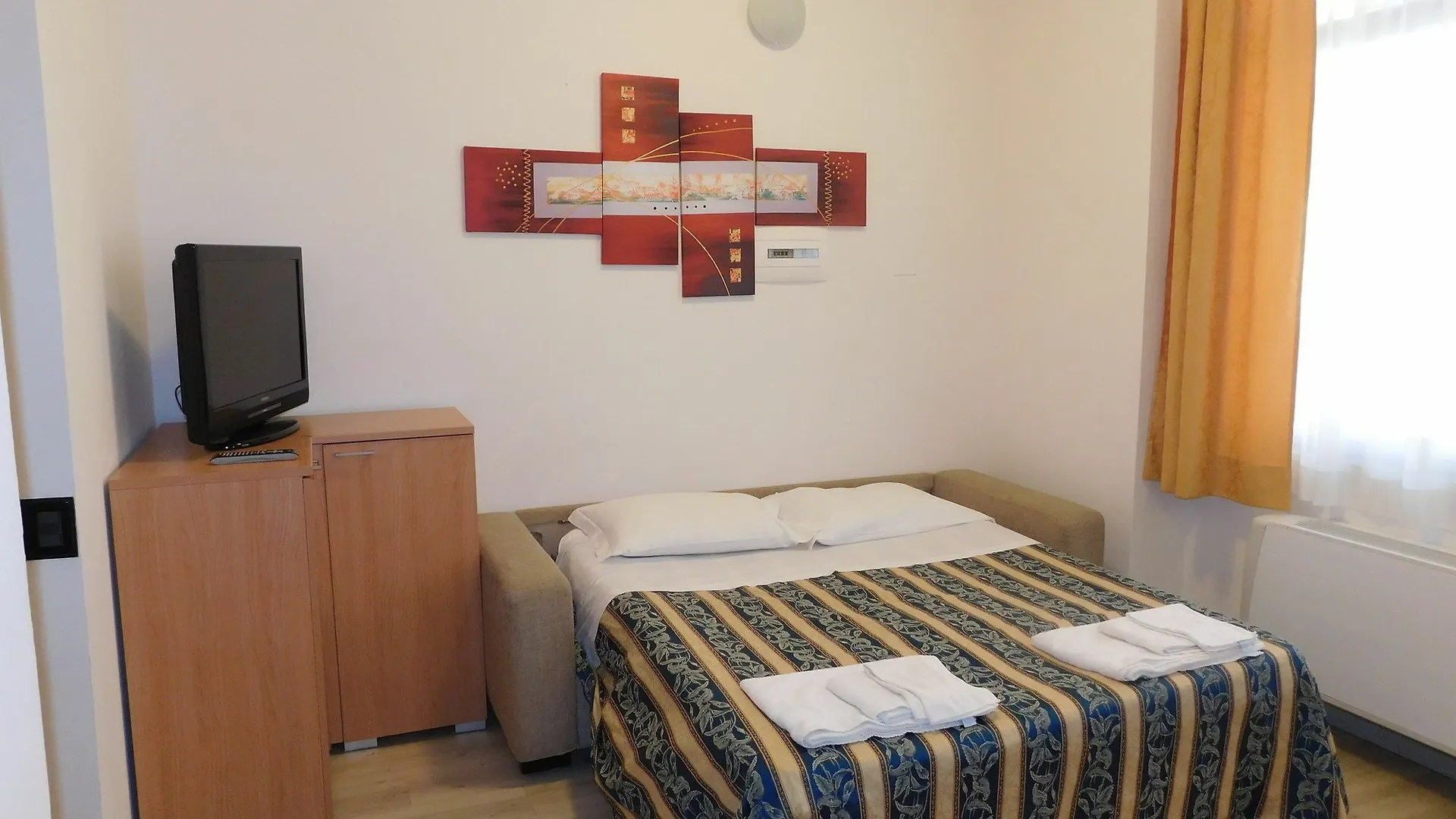 *** Lägenhetshotell Residence Millennium Rimini Italien